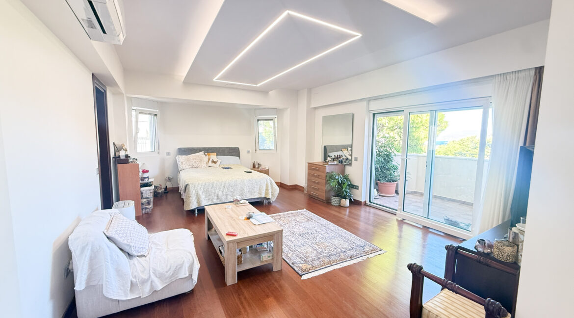 42